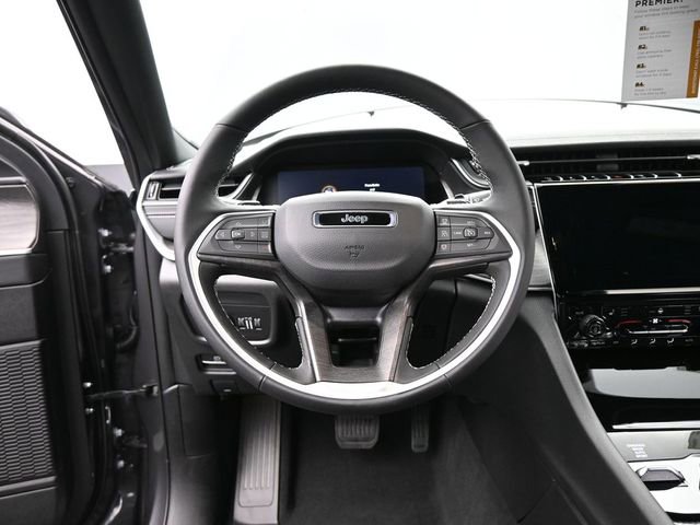 New 2025 Jeep Grand Cherokee L Limited image 29