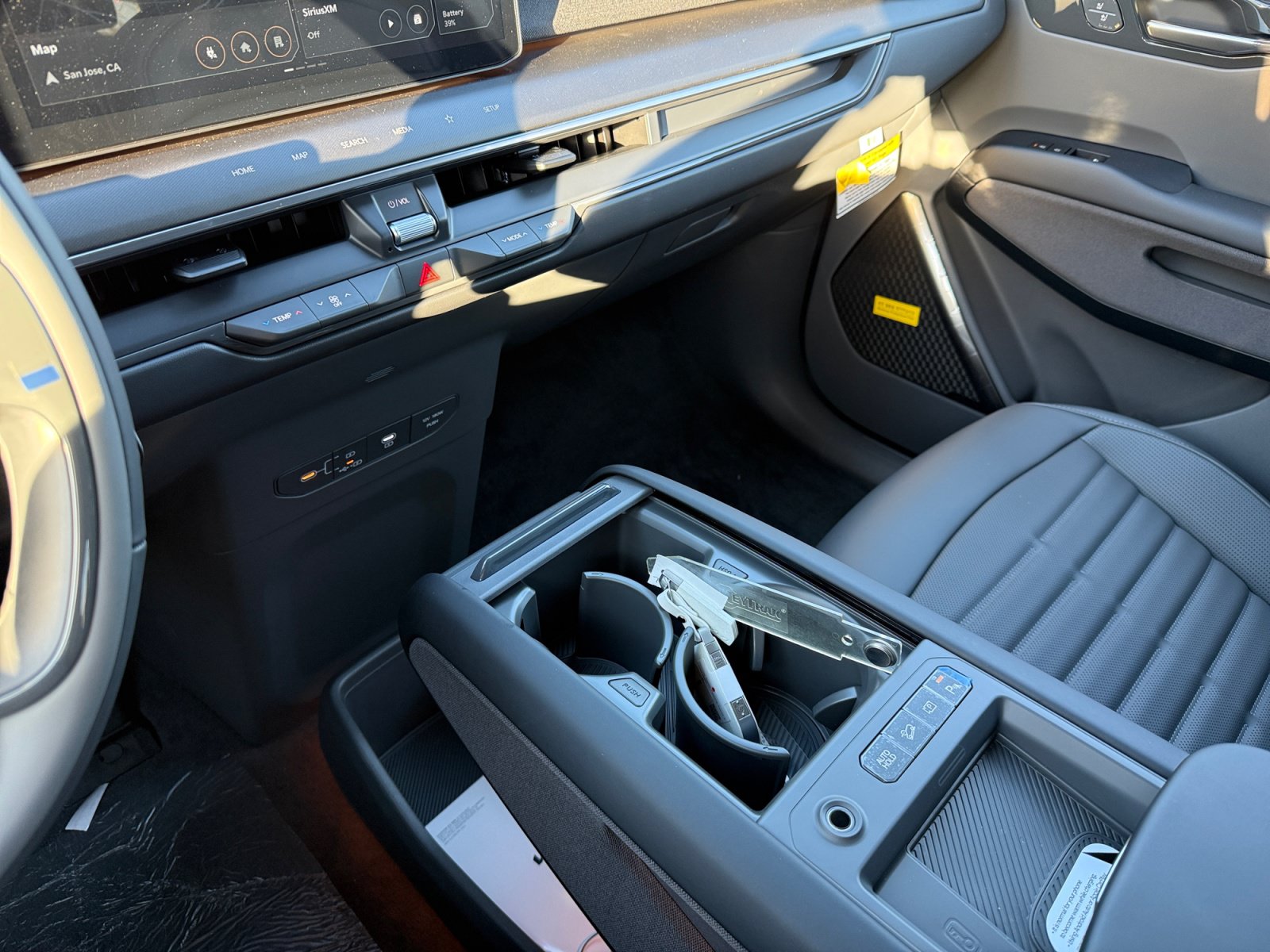 New 2026 Kia EV9 Land AWD/4WD image 13