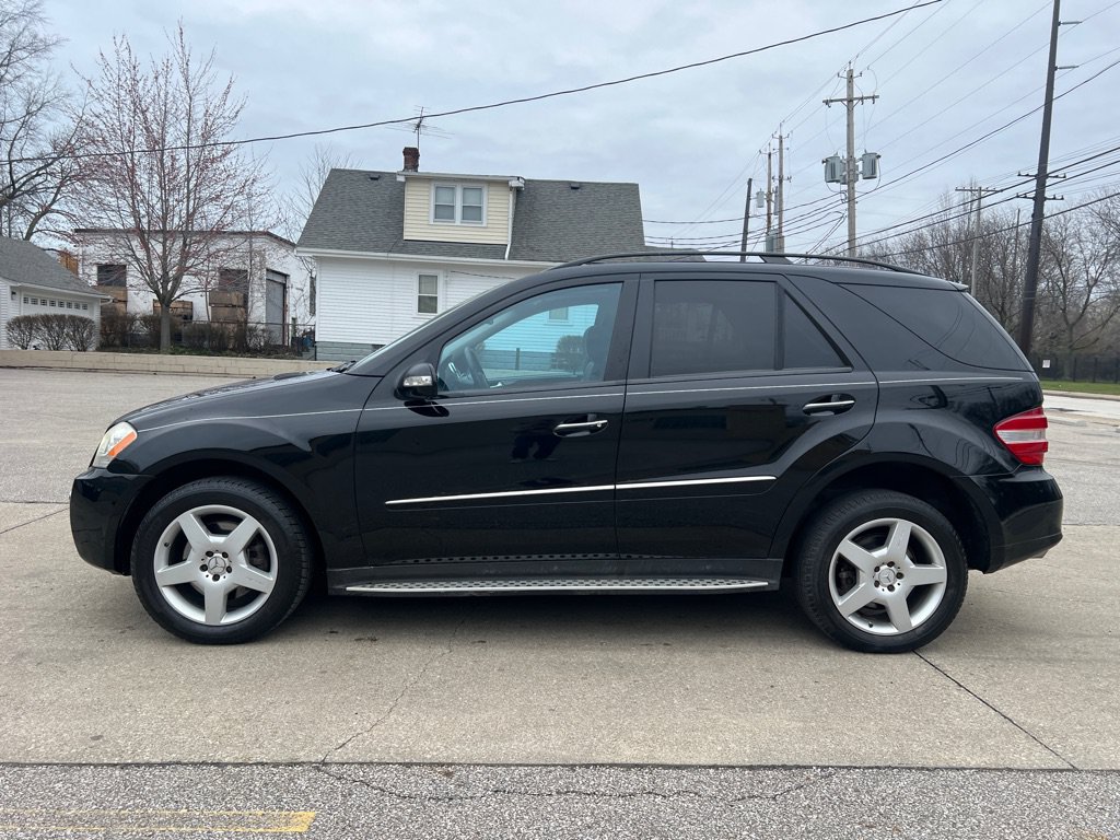 Used 2008 Mercedes-Benz ML 550 4MATIC image 4
