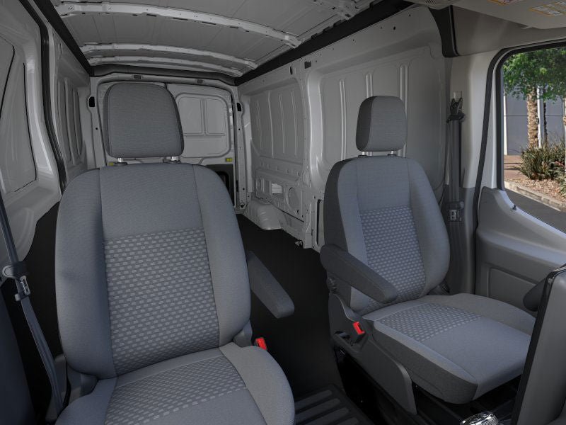 New 2025 Ford E-Transit 148 Medium Roof RWD image 10