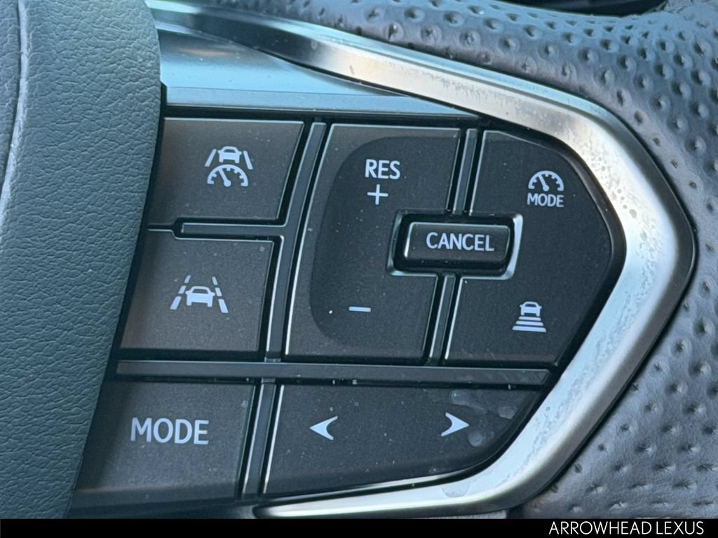 Used 2026 Lexus TX 500h AWD w/ Technology Package image 23