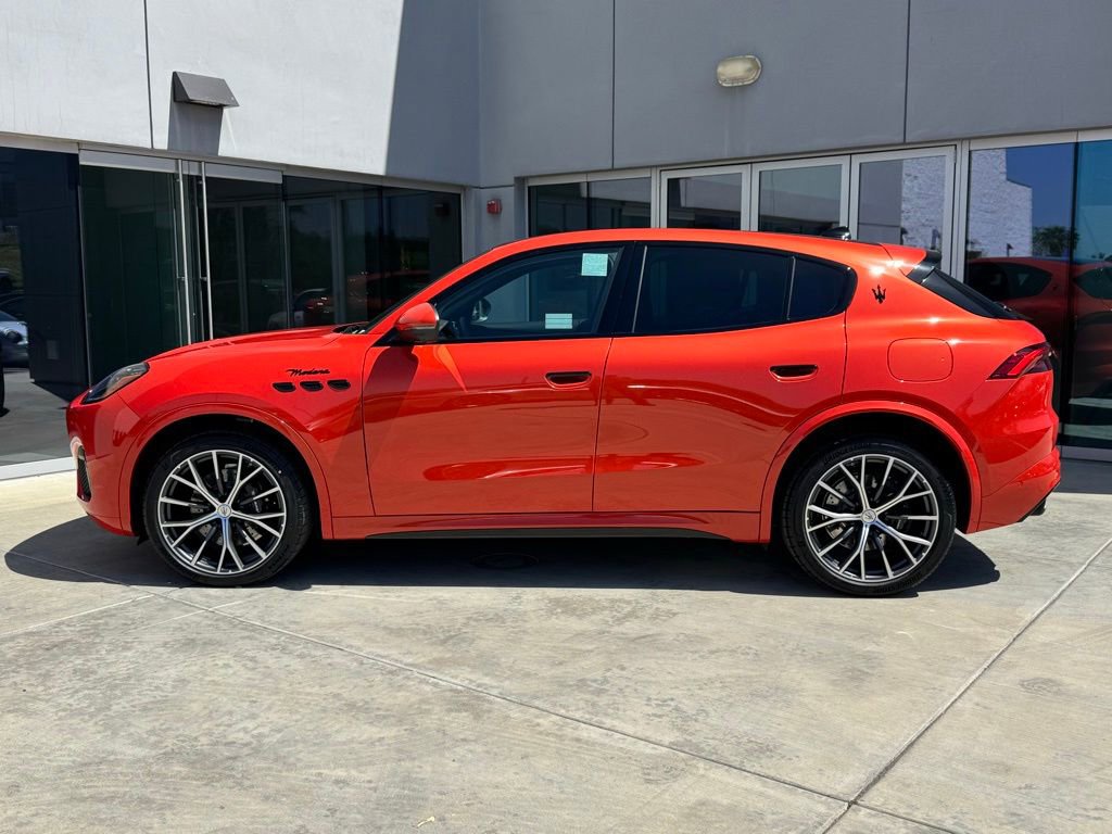 New 2026 Maserati Grecale Modena image 4