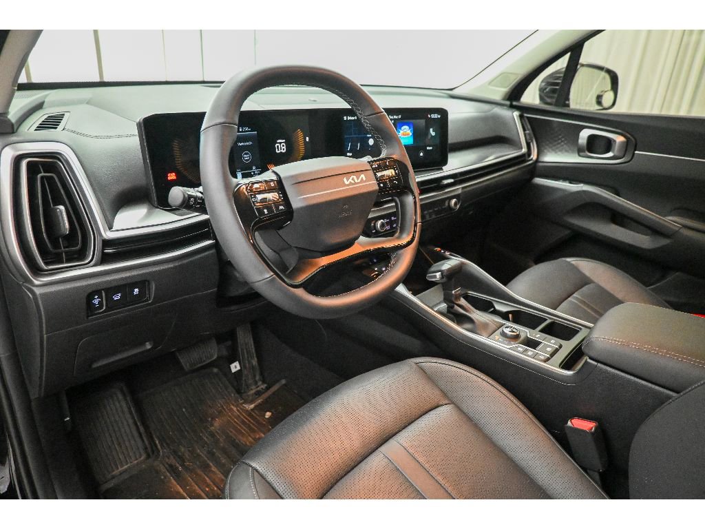 Used 2026 Kia Sorento EX image 31