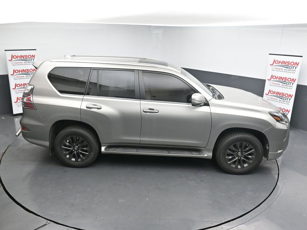 Used 2021 Lexus GX 460 Premium w/ Premium Package image 17