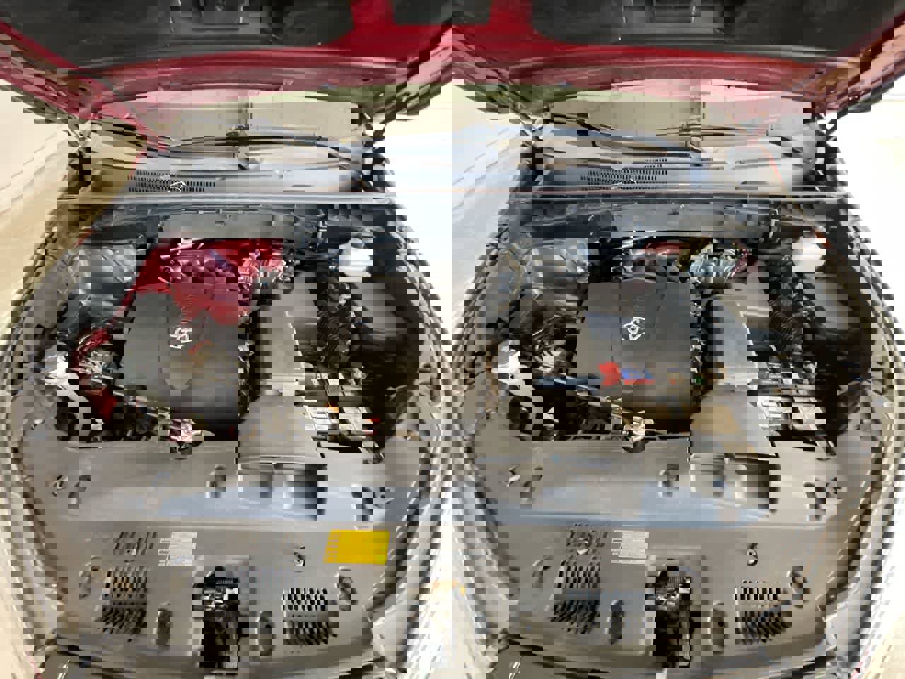 Used 2018 Toyota Highlander SE image 27