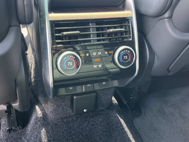 Used 2024 Land Rover Range Rover SE AWD/4WD image 23