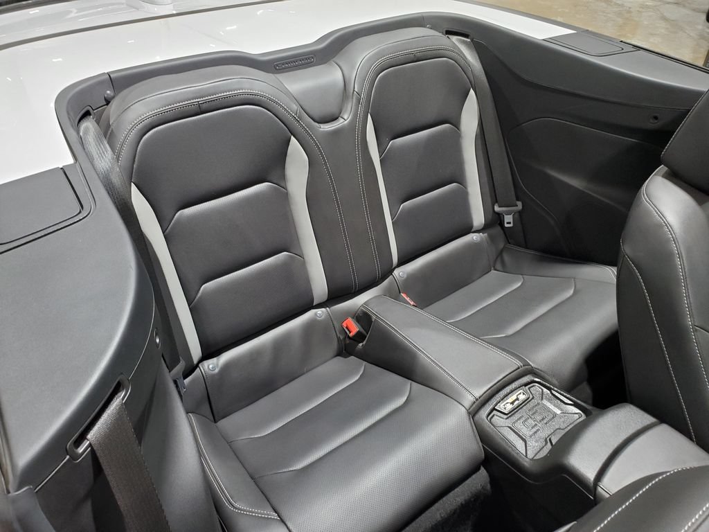 Used 2021 Chevrolet Camaro SS RWD image 18