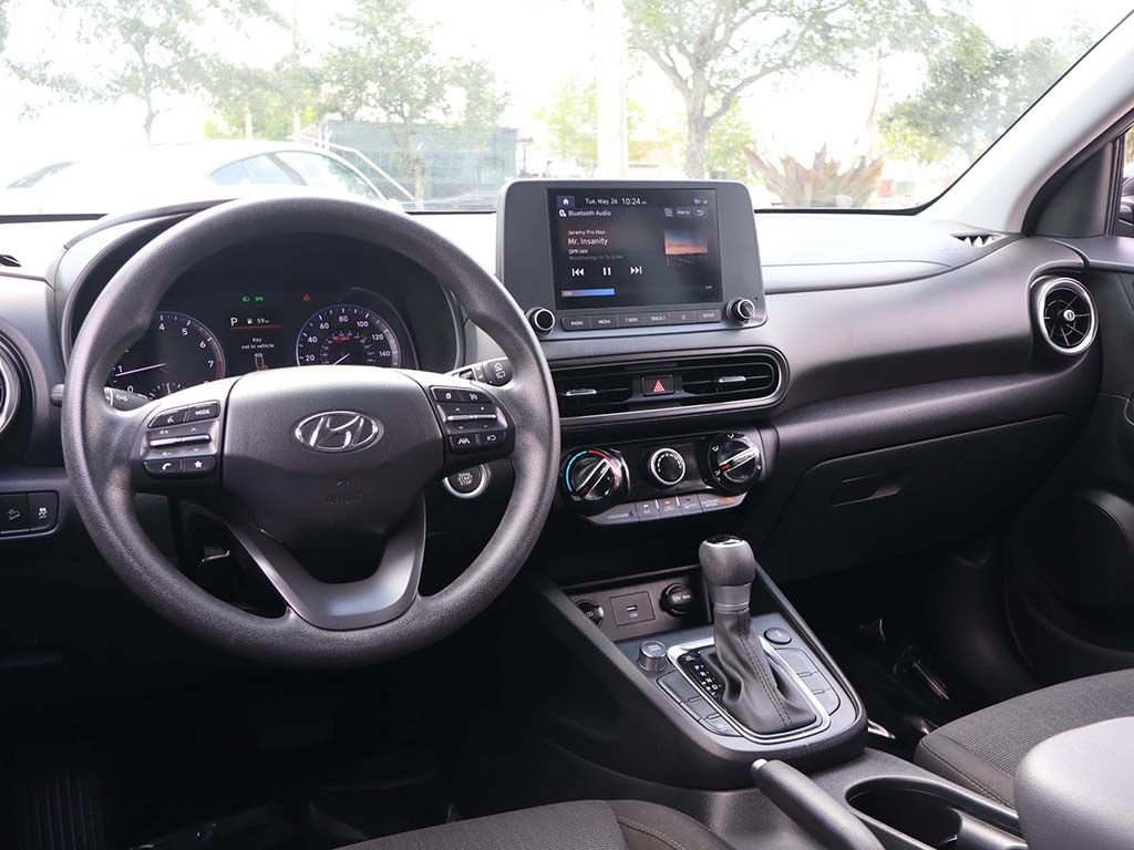 Used 2023 Hyundai Kona SEL w/ Cargo Package AWD/4WD image 26