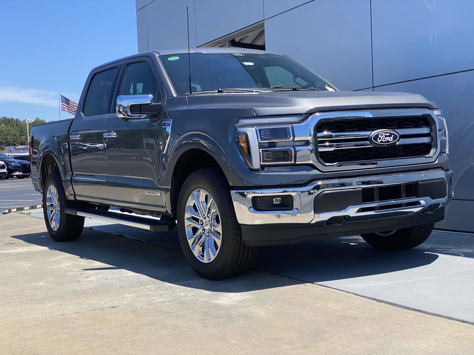 New 2025 Ford F150 Lariat w/ Equipment Group 502A High