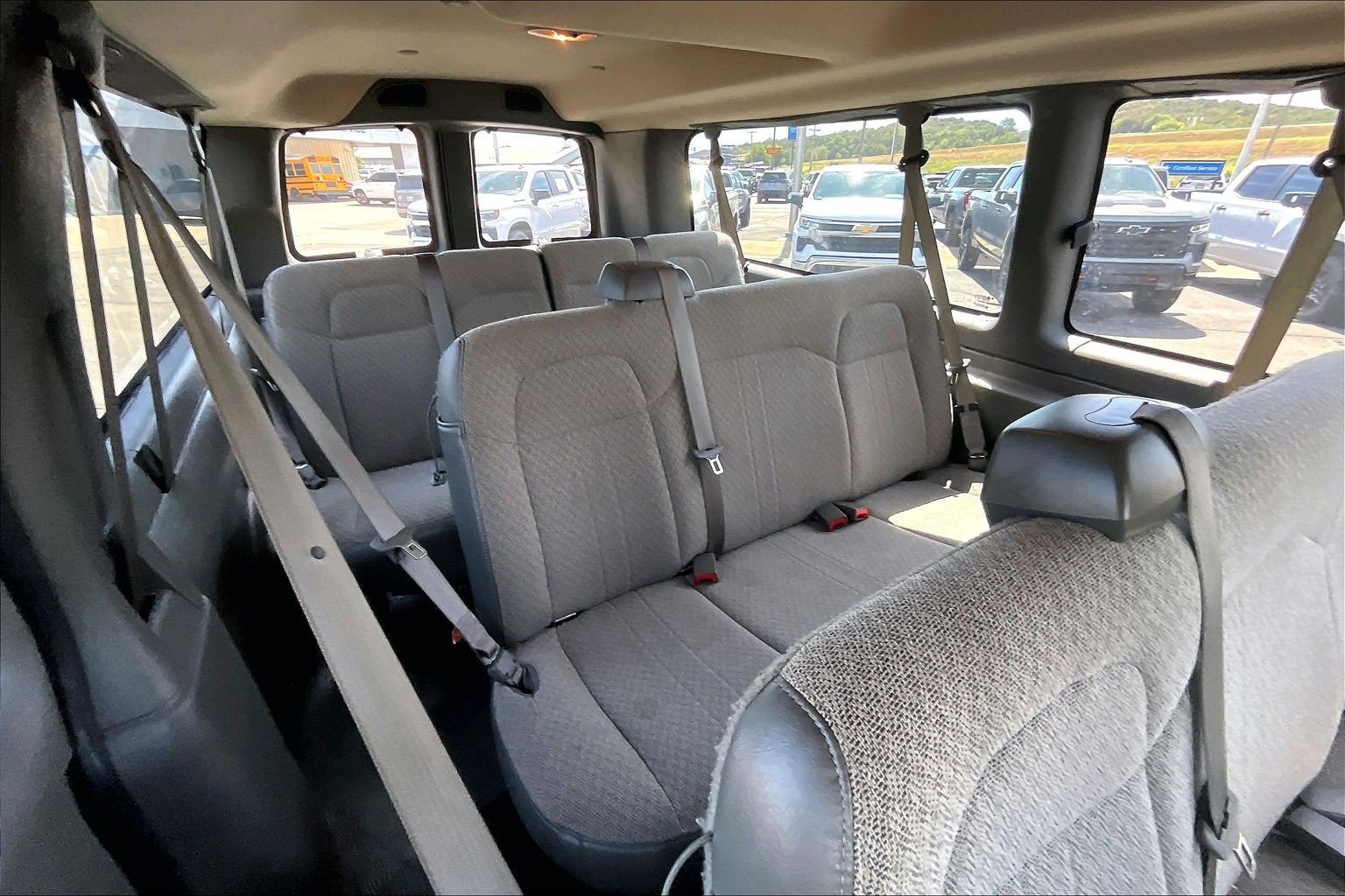 Used 2025 Chevrolet Express 3500 LT w/ LT Preferred Equipment Group RWD image 26