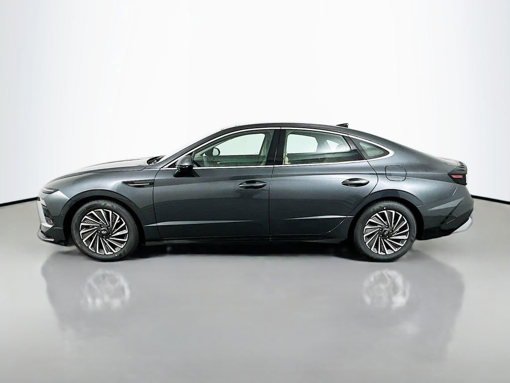 New 2026 Hyundai Sonata Limited image 8