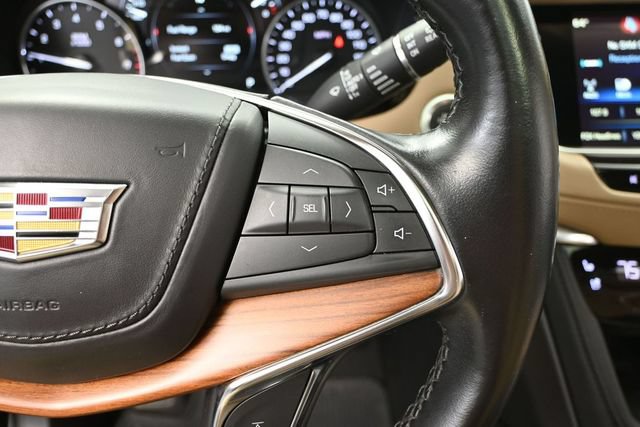 Used 2019 Cadillac XT5 Platinum AWD/4WD image 33
