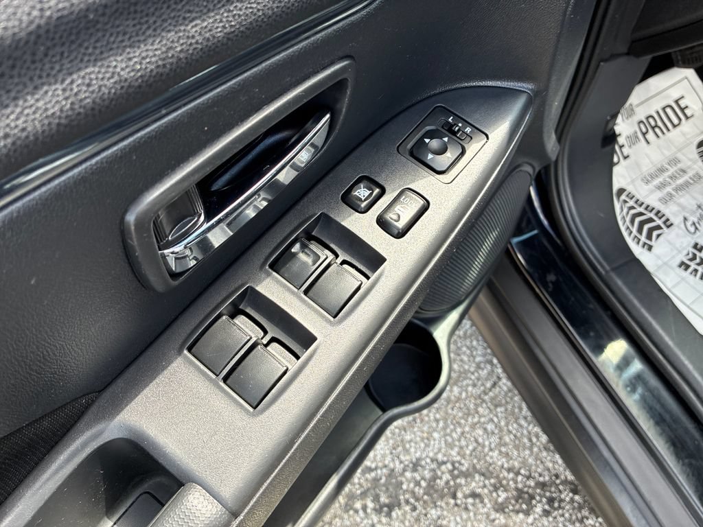 Used 2021 Mitsubishi Outlander Sport ES AWD/4WD image 13