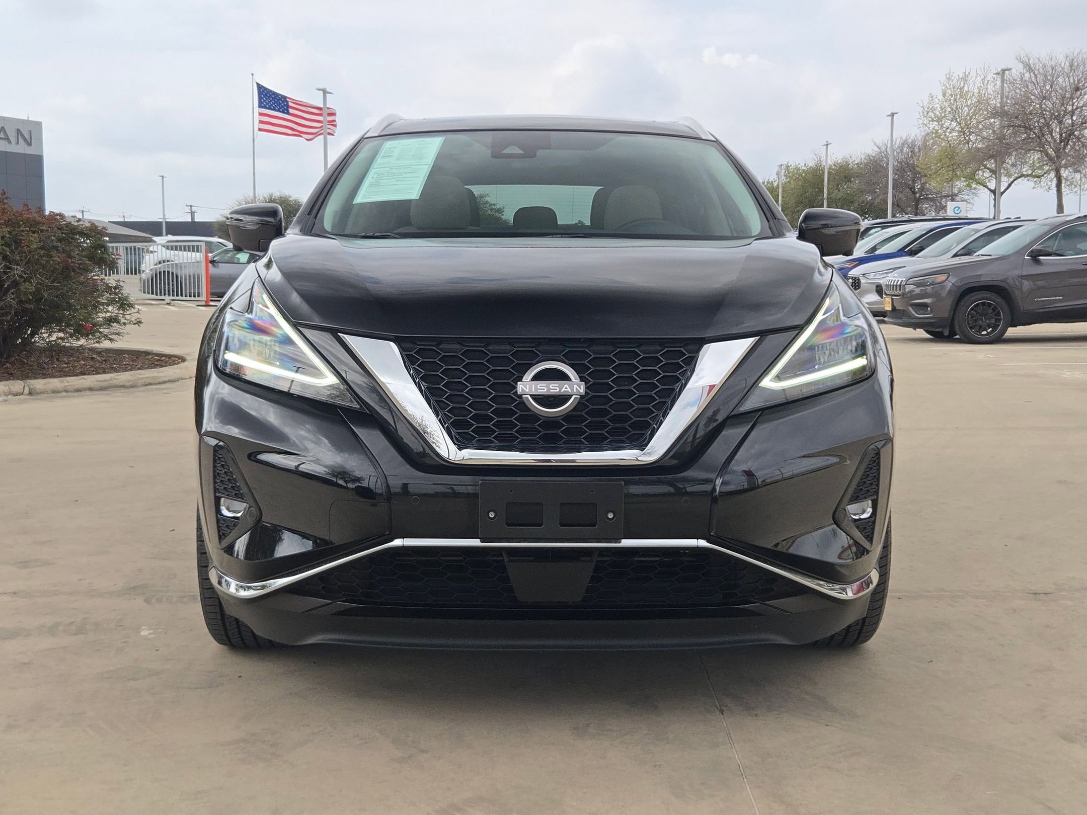 Certified 2024 Nissan Murano Platinum w/ Cargo Package FWD image 2
