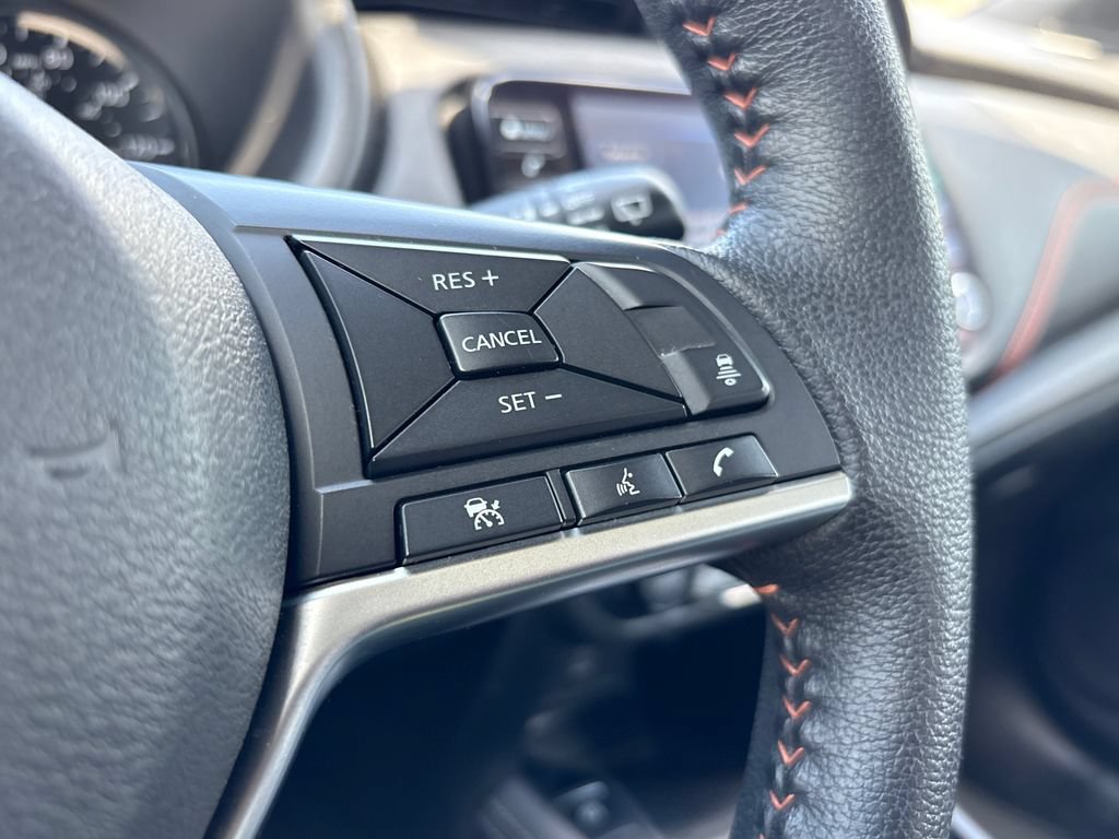 Used 2021 Nissan Kicks SR FWD image 10