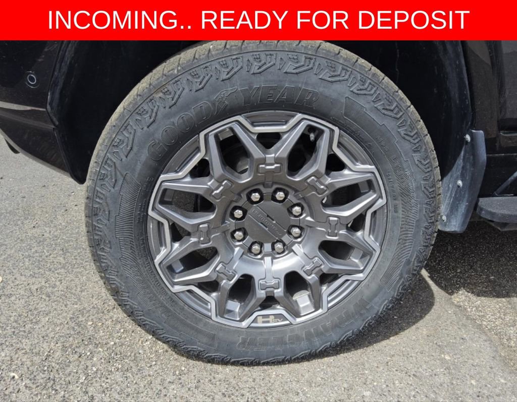 Used 2025 GMC Hummer EV 3X AWD/4WD image 16