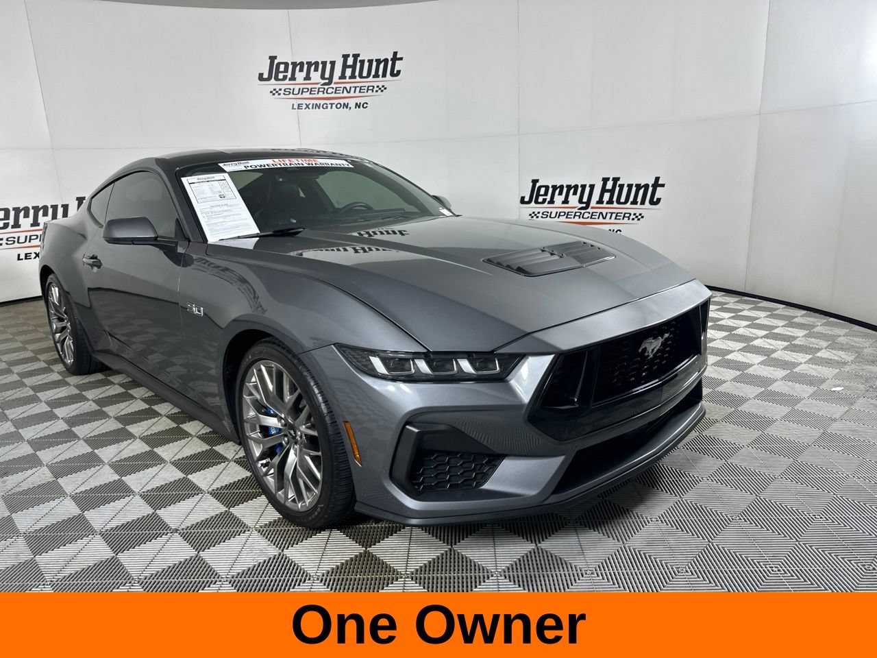 Used 2024 Ford Mustang GT Premium RWD image 4