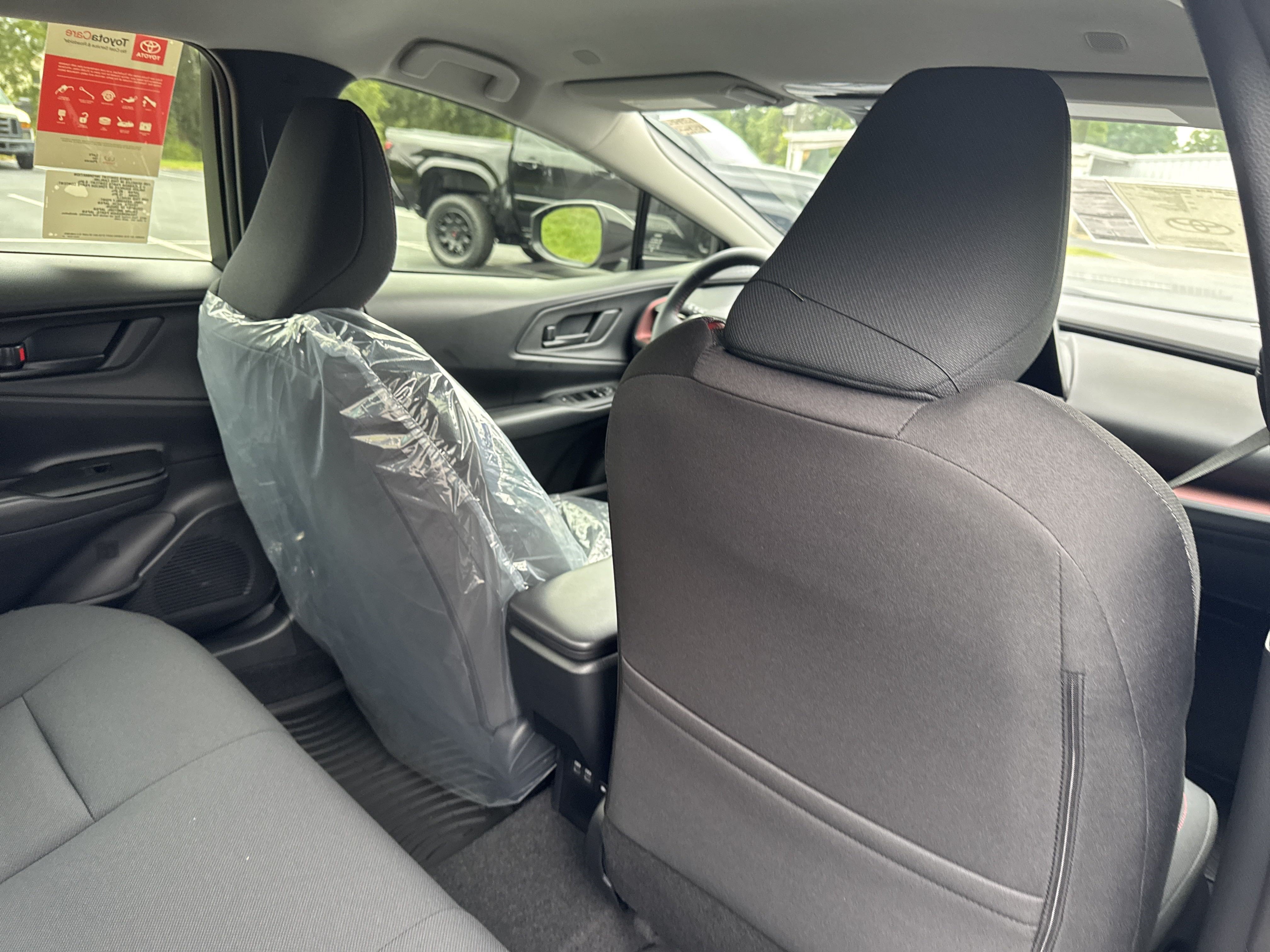 New 2025 Toyota Prius Plug-In Hybrid FWD image 29