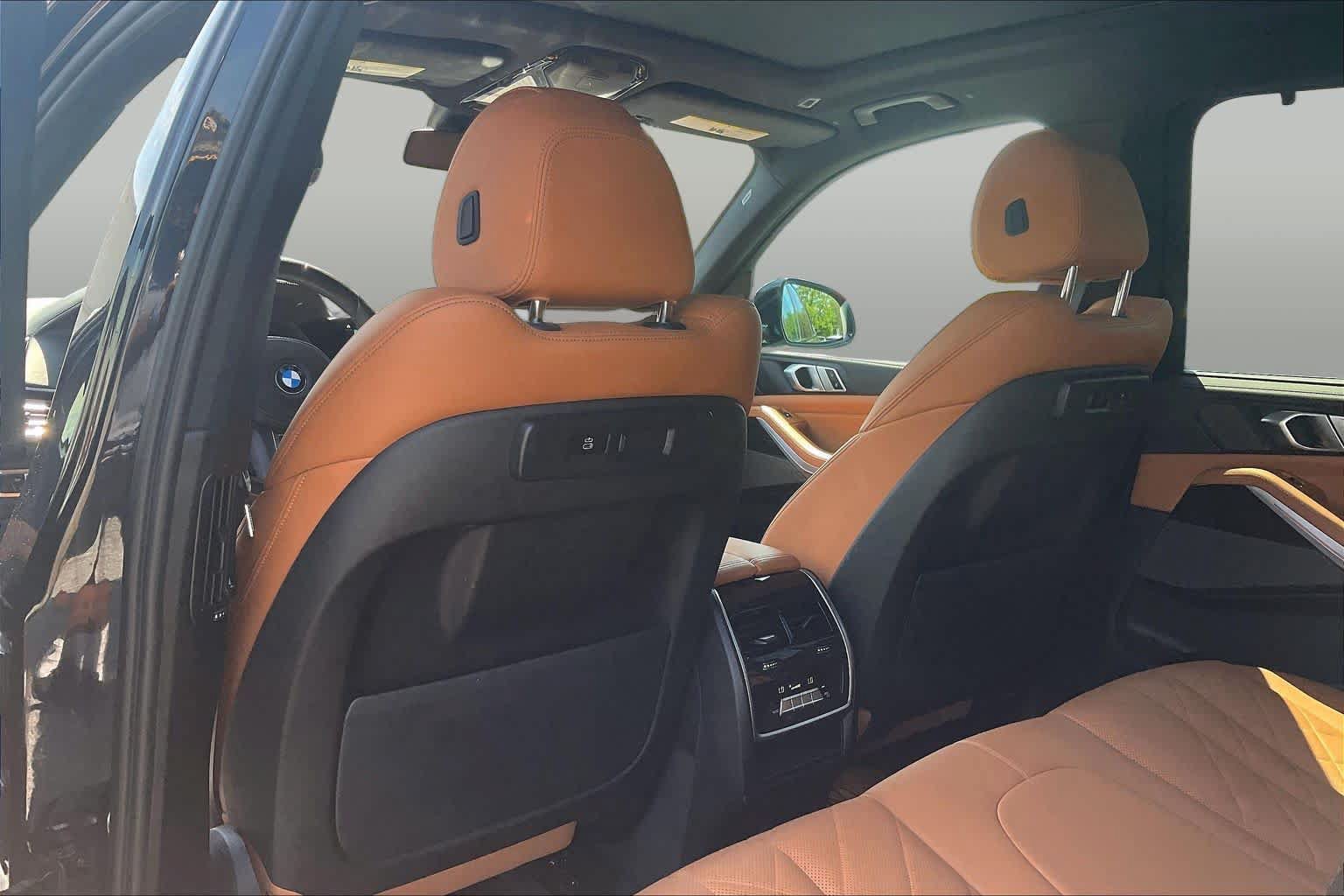 Used 2023 BMW X5 xDrive40i w/ Executive Package AWD/4WD image 22