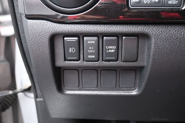 Used 2016 Nissan Titan XD AWD/4WD image 34