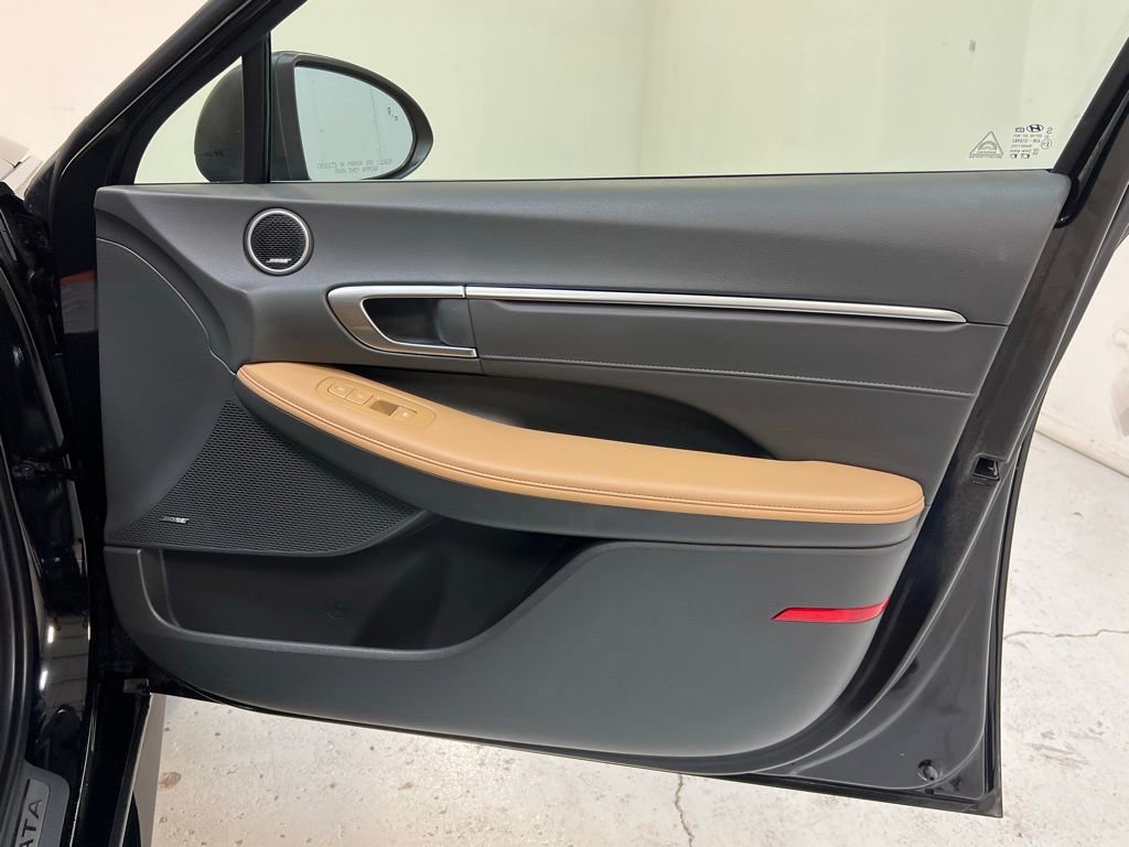 Used 2023 Hyundai Sonata Limited image 29