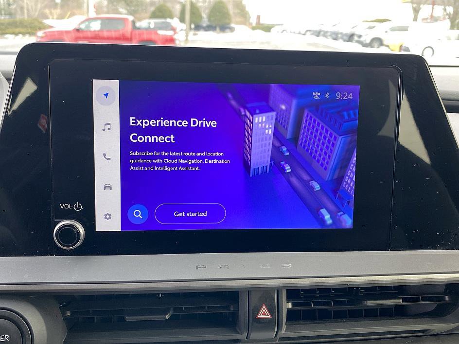 Used 2023 Toyota Prius LE image 18