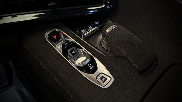 Used 2024 Chevrolet Corvette Stingray Premium Cpe w/ Z51 Performance Package RWD image 8