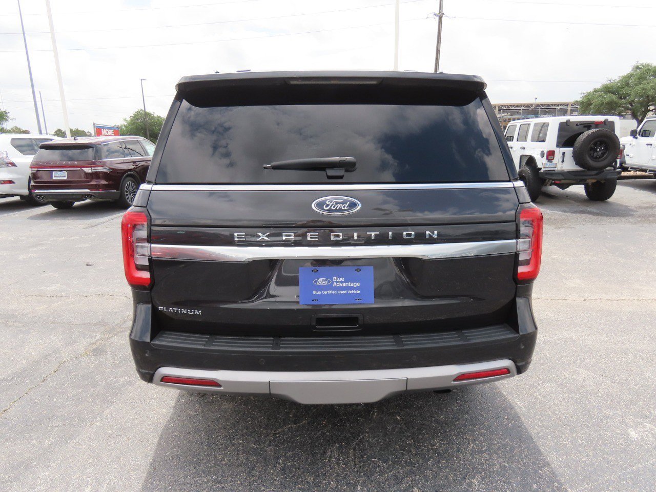 Certified 2023 Ford Expedition Platinum RWD image 11