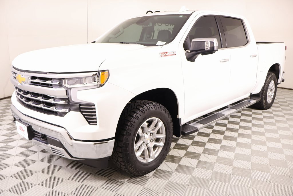 Used 2023 Chevrolet Silverado 1500 LTZ w/ LTZ Convenience Package II image 11