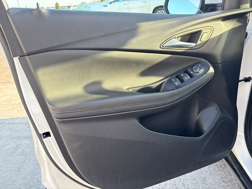 Used 2023 Buick Encore GX Select image 14