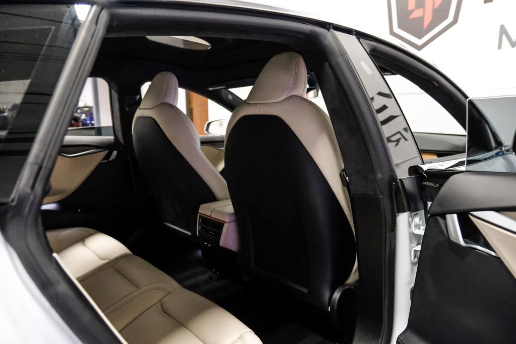 Used 2020 Tesla Model S Long Range image 28