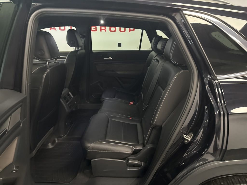 Used 2022 Volkswagen Atlas Cross Sport SEL image 26