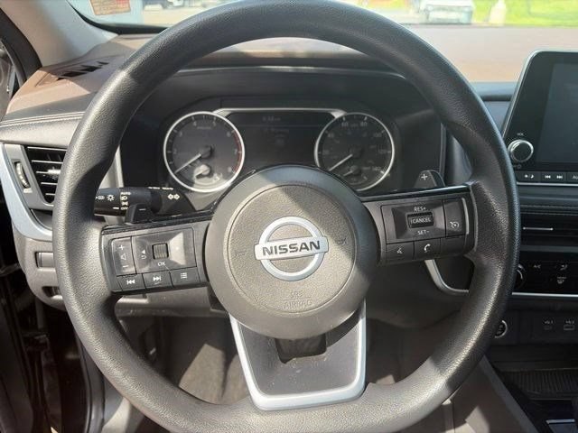 Used 2021 Nissan Rogue S AWD/4WD image 16