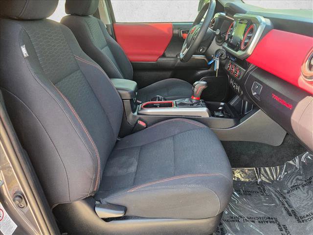 Used 2018 Toyota Tacoma SR5 RWD image 20