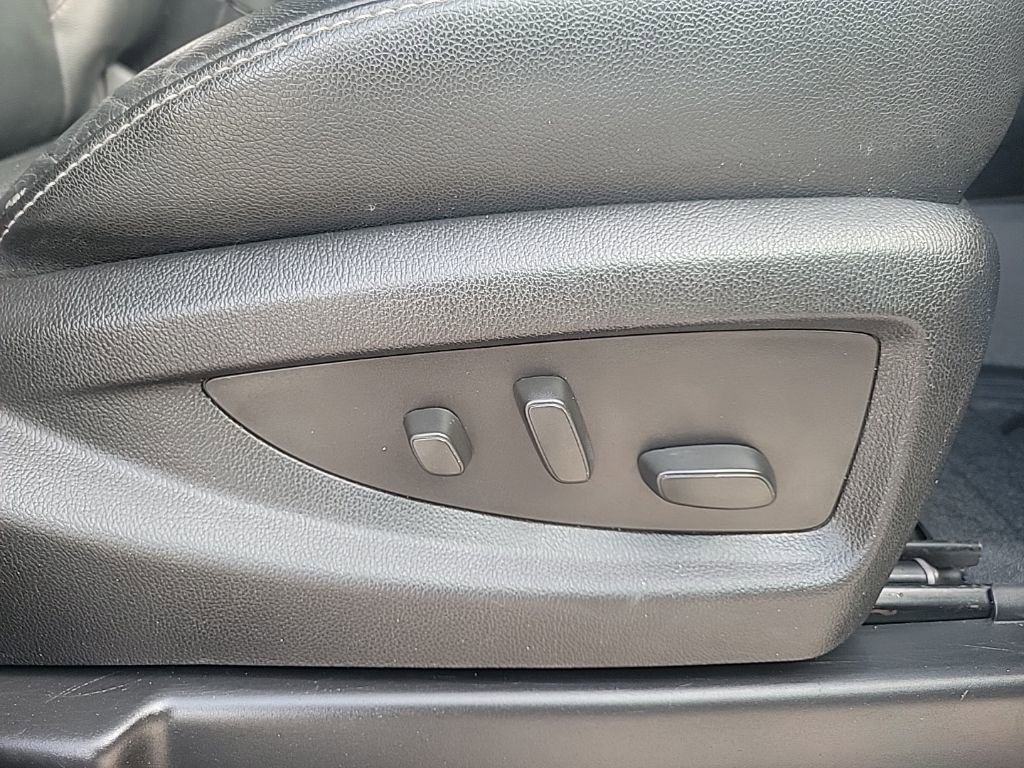 Used 2016 Chevrolet Silverado 2500 LTZ w/ Duramax Plus Package image 24