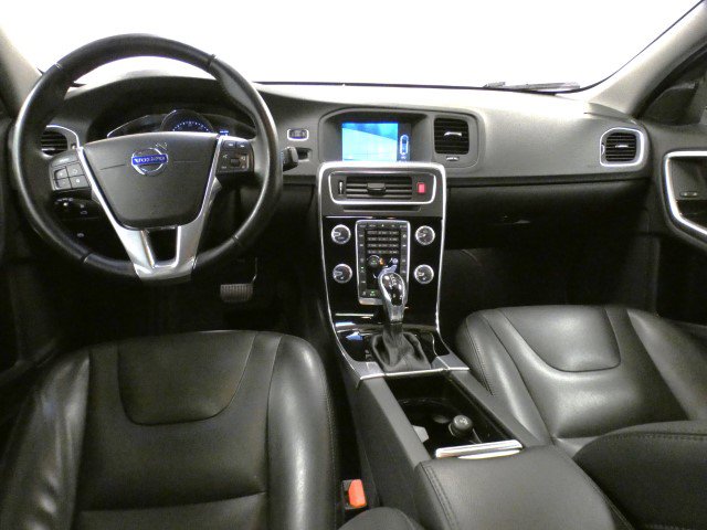 Used 2016 Volvo S60 T5 Premier w/ Convenience Package image 13