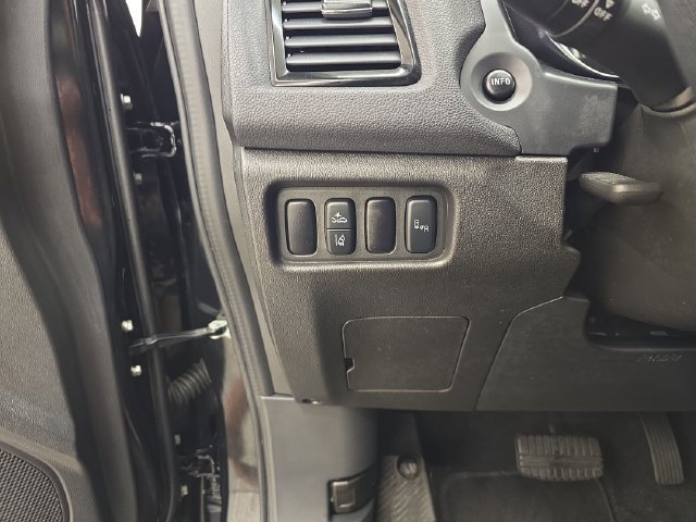 Used 2024 Mitsubishi Outlander Sport SE AWD/4WD image 31