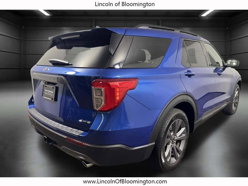 Used 2022 Ford Explorer XLT w/ Equipment Group 202A AWD/4WD image 7