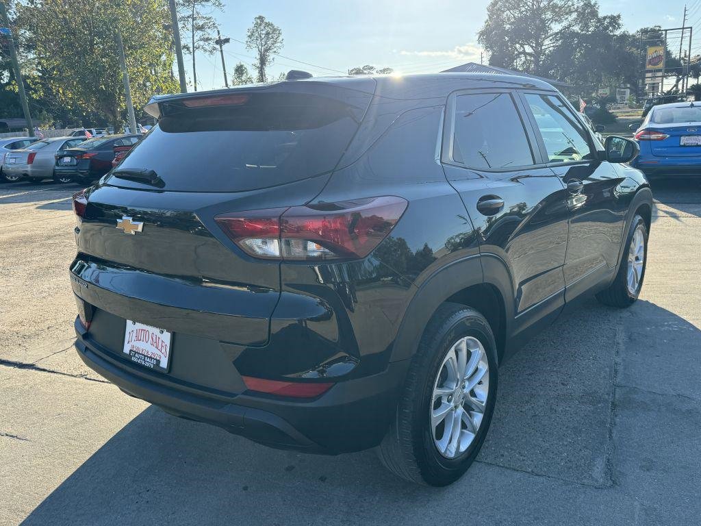 Used 2024 Chevrolet TrailBlazer LS w/ LS Convenience Package image 5