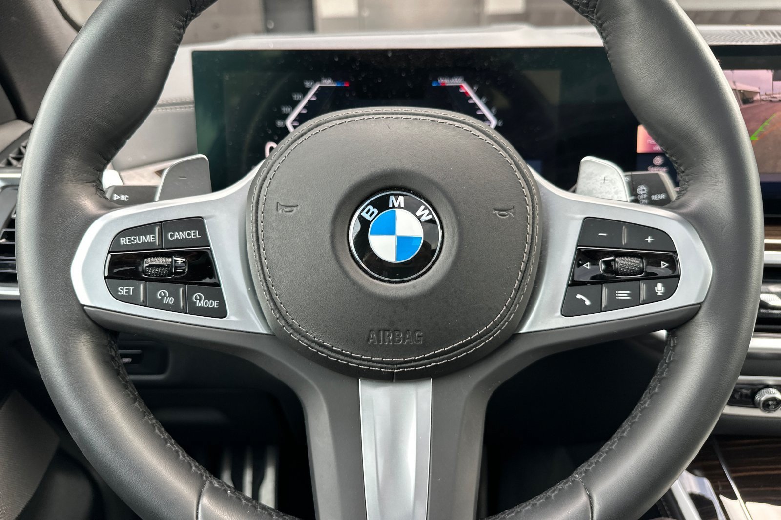 Used 2024 BMW X5 xDrive40i w/ M Sport Package AWD/4WD image 23