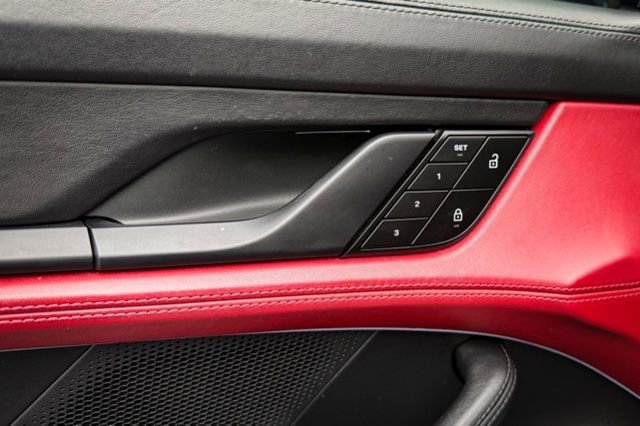 Used 2022 Porsche Taycan 4 Cross Turismo image 45