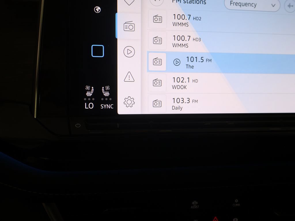 Used 2024 Volkswagen Atlas SEL Premium R-Line AWD/4WD image 46