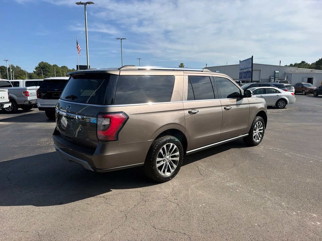Used 2018 Ford Expedition Max Limited RWD image 3