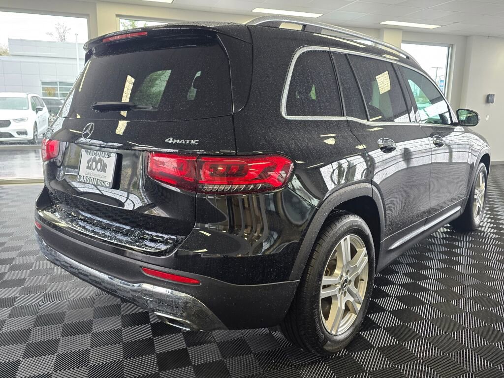 Used 2023 Mercedes-Benz GLB 250 4MATIC image 3