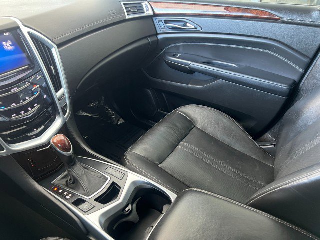 Used 2014 Cadillac SRX Luxury image 22
