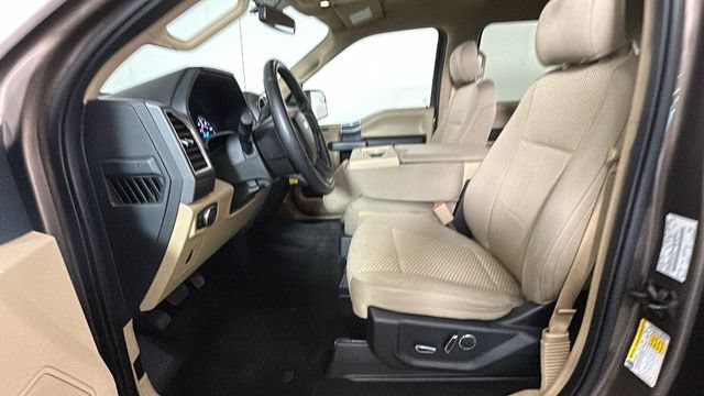 Used 2015 Ford F150 XLT w/ Equipment Group 302A Luxury AWD/4WD image 11