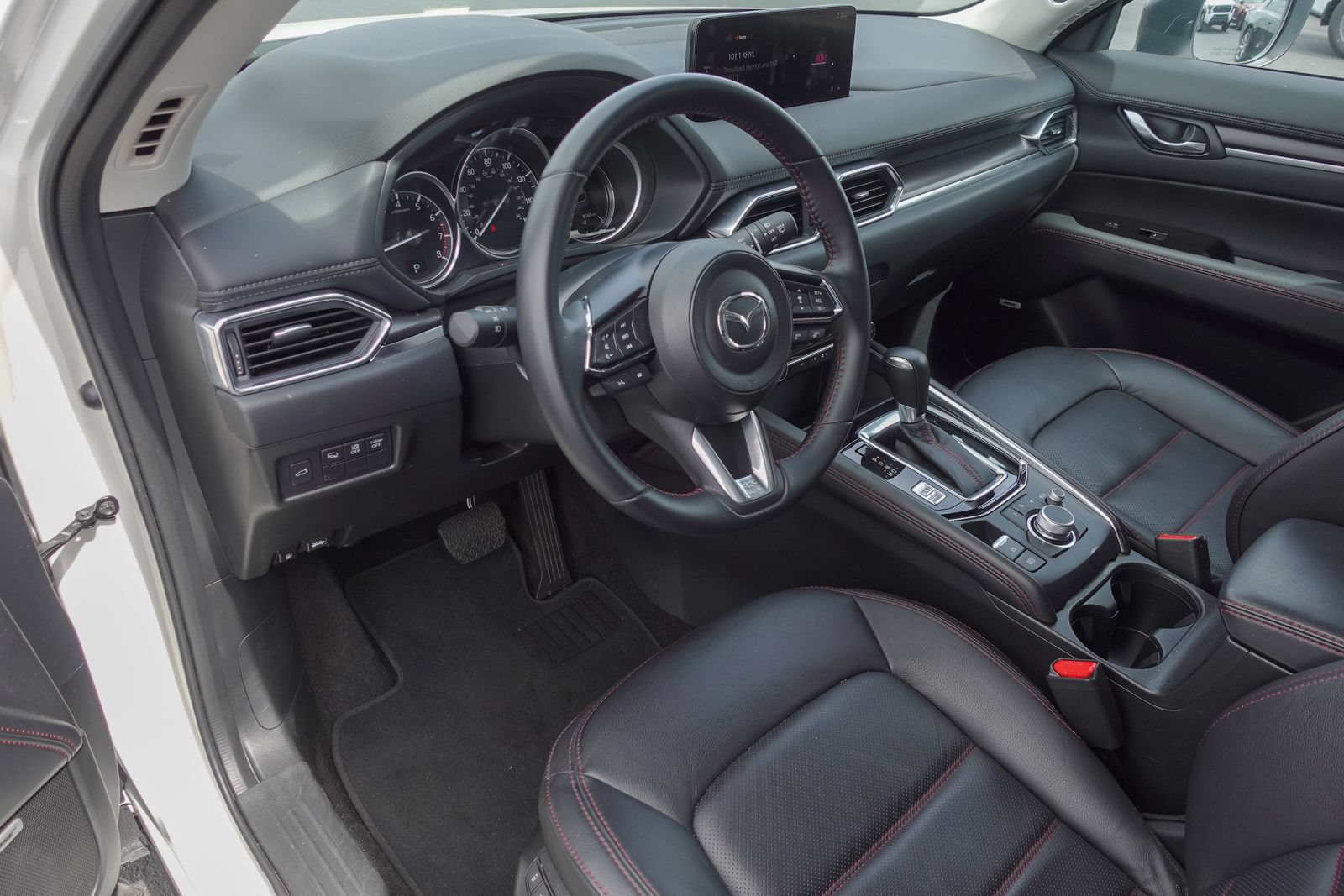 Certified 2025 MAZDA CX-5 Carbon Edition AWD/4WD image 11