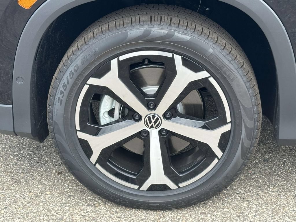 New 2026 Volkswagen Tiguan SE AWD/4WD image 7