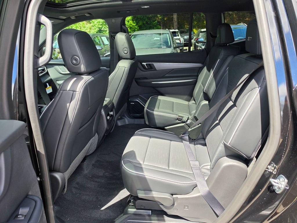 New 2026 Buick Enclave Sport Touring w/ Power Package AWD/4WD image 17