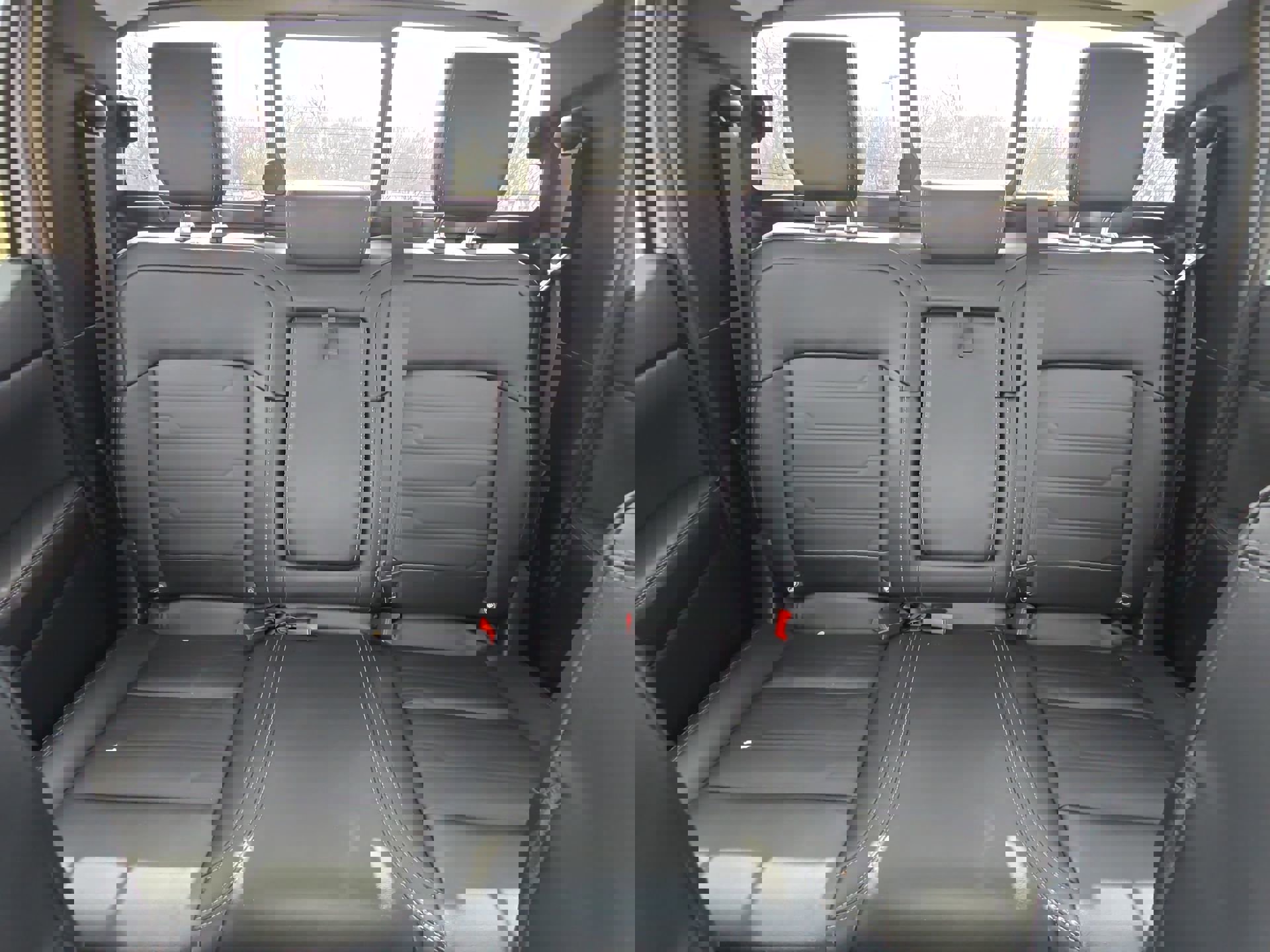 Certified 2024 Ford Ranger Lariat w/ Advanced Towing Package image 20